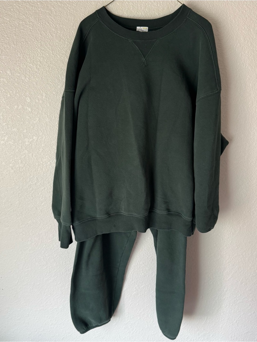 Offline by aerie Cloud Fleece Oversized Crewneck Jogger Set Mystical Green *